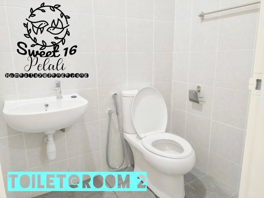 Sweet 16 Pelali Homestay Pengerang Esterno foto