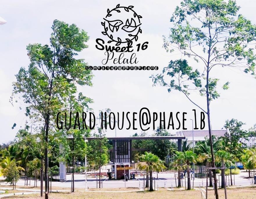 Sweet 16 Pelali Homestay Pengerang Esterno foto