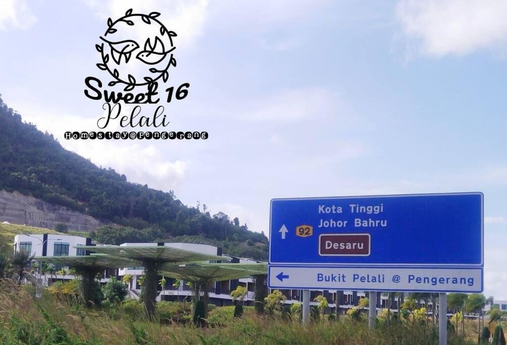 Sweet 16 Pelali Homestay Pengerang Esterno foto