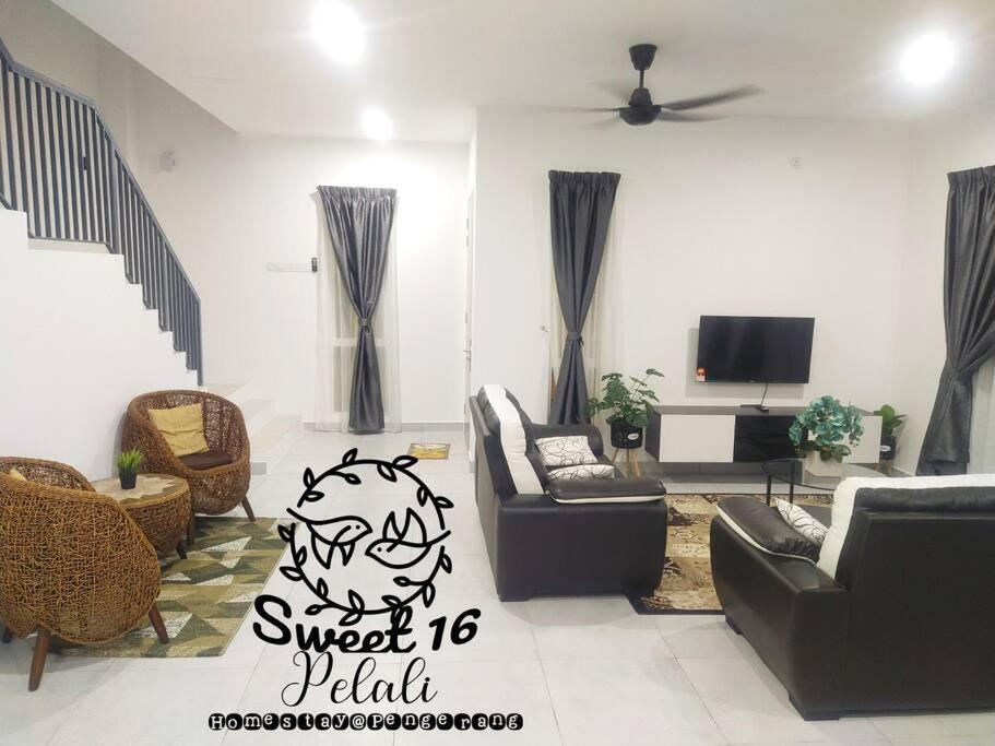 Sweet 16 Pelali Homestay Pengerang Esterno foto